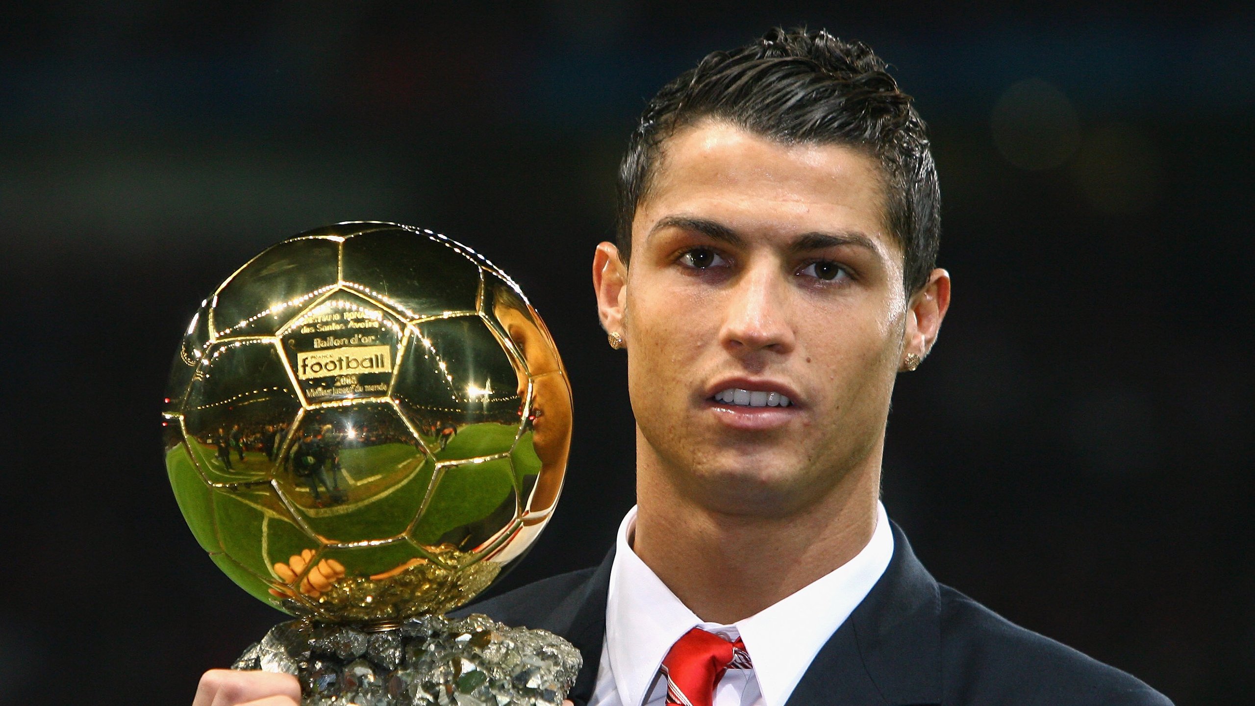 米兰体育登录入口官网-乔纳·隆戈：全黑队的“破坏神”，进攻的秘密武器